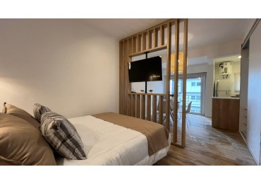 DEPARTAMENTO 1 AMB AL FRENTE CON BALCON - ZONA: CENTRO