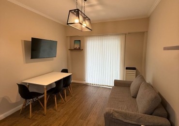 DEPARTAMENTO 2 AMB AL FRENTE, TODO EXTERNO, CON BALCON - ZONA: CENTRO